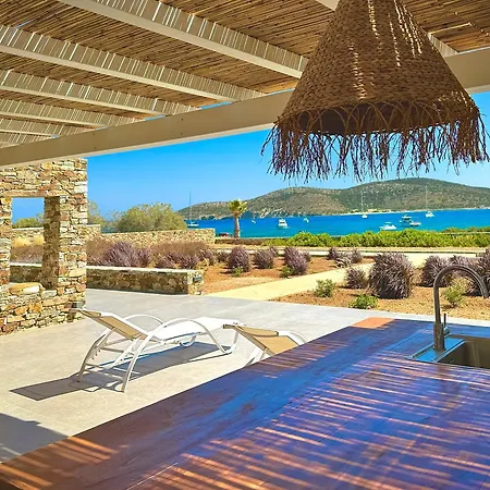 Σπίτι διακοπών Farous Houses! Two Beachfront With An Amazing Sunset View