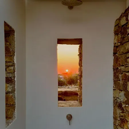 Farous Houses! Two Beachfront With An Amazing Sunset View Σπίτι διακοπών Αντίπαρος
